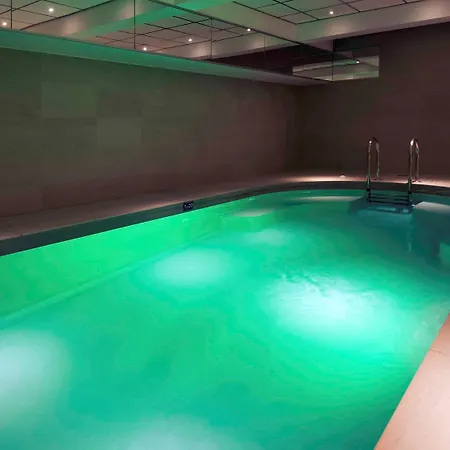 Mercure Centre Saxe Lafayette Hotel 4*