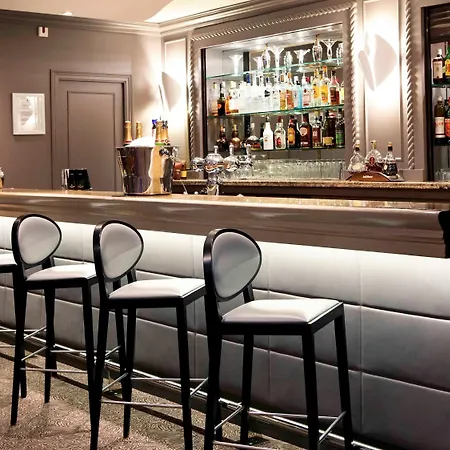 Отель Mercure Centre Saxe Lafayette Лион