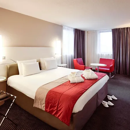 Mercure Centre Saxe Lafayette 4*