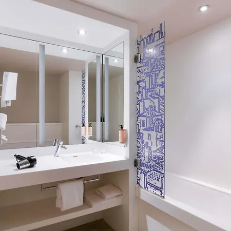 Hotel Mercure Centre Saxe Lafayette 4*