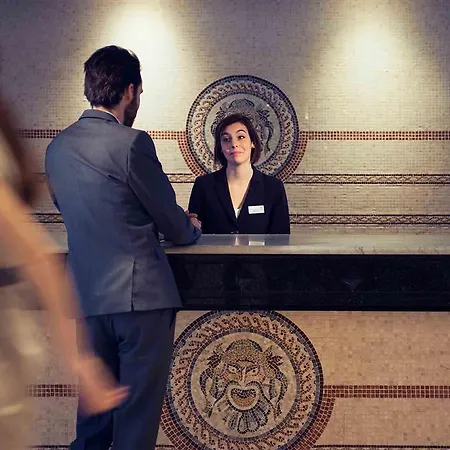 Mercure Centre Saxe Lafayette 4*