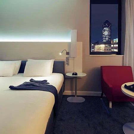 Отель Mercure Centre Saxe Lafayette Лион