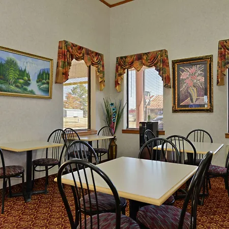 Mercure Centre Saxe Lafayette 4*