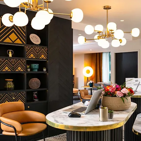 Mercure Centre Saxe Lafayette Hotel 4*