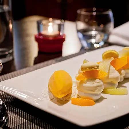 Mercure Centre Saxe Lafayette 4*